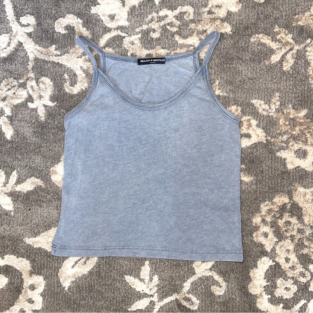 3/$20 🛍️ Brandy Melville Cropped Tank